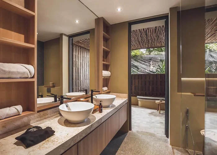 By Ini Vie Hospitality 5*